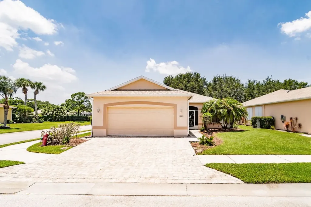 1357 Shoreline Circle Sebastian FL 32958