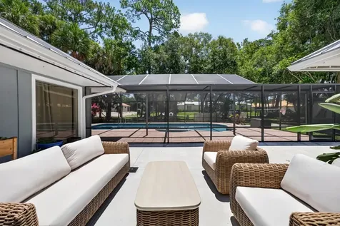 1526 48th Avenue Vero Beach FL 32966