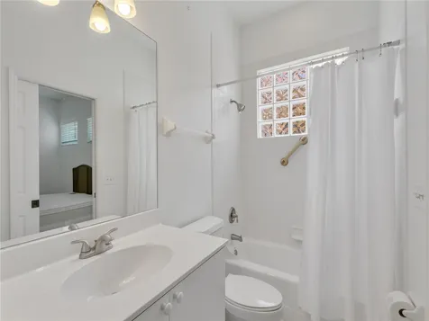 1733 Victoria Circle Vero Beach FL 32967