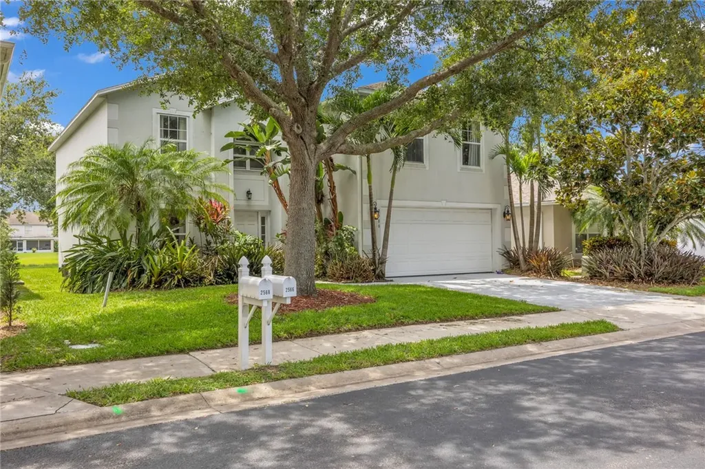 2566 12th Square SW Vero Beach FL 32968