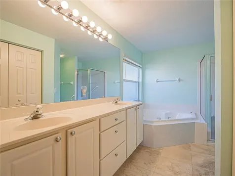 141 39th Drive Vero Beach FL 32968