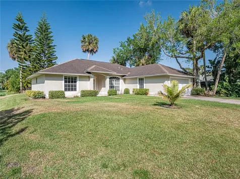 141 39th Drive Vero Beach FL 32968