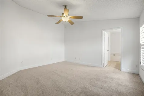 966 E 13th Square Vero Beach FL 32960