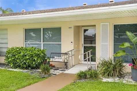 8900 Warwick Drive Boca Raton FL 33433