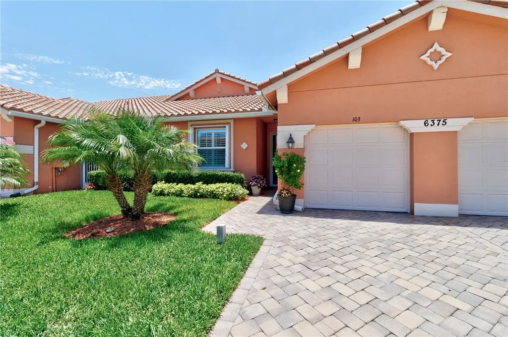 6375 Oxford Circle Vero Beach FL 32966