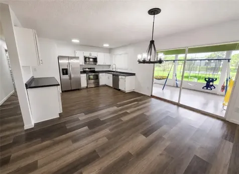 1918 SE West Dunbrooke Circle Port St Lucie FL 34952