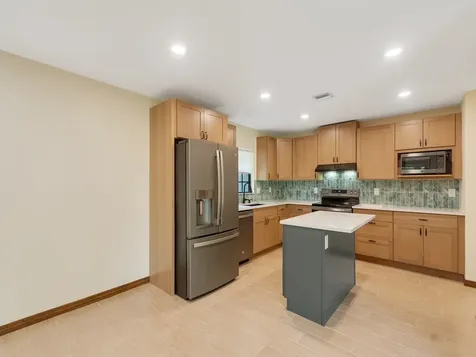 106 10th Court Vero Beach FL 32962
