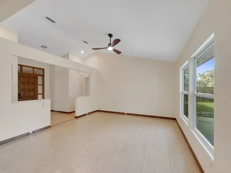 106 10th Court Vero Beach FL 32962