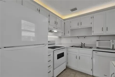 105 Springlake Court Vero Beach FL 32962