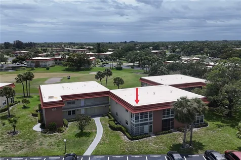 105 Springlake Court Vero Beach FL 32962
