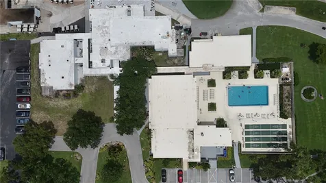105 Springlake Court Vero Beach FL 32962
