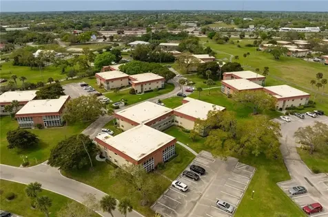 53 Woodland Drive Vero Beach FL 32962