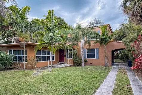 3716 Prairie Avenue Miami Beach FL 33140