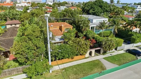 3716 Prairie Avenue Miami Beach FL 33140