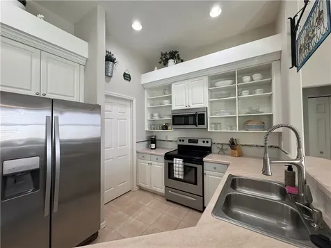 4800 48th Avenue Vero Beach FL 32967