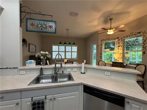 4800 48th Avenue Vero Beach FL 32967