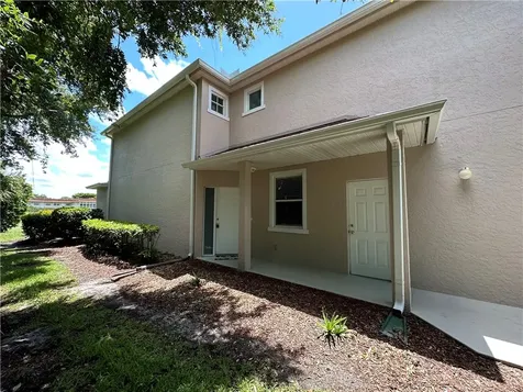 275 Grand Royale Circle Vero Beach FL 32962