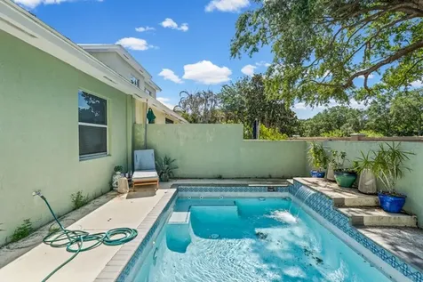 1875 Bridgepointe Circle Vero Beach FL 32967