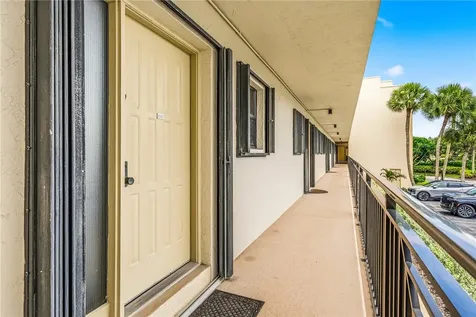 3939 Ocean Drive Vero Beach FL 32963