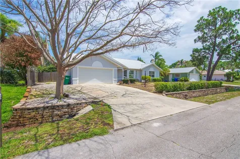 474 Arbor Street Sebastian FL 32958