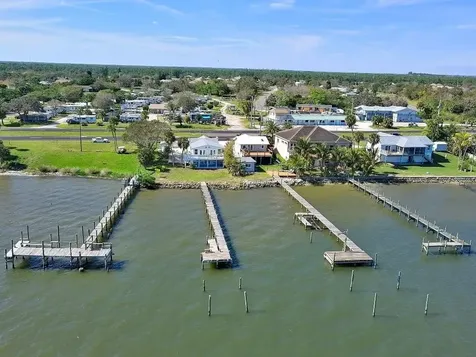8855 Us Highway 1 Sebastian FL 32976