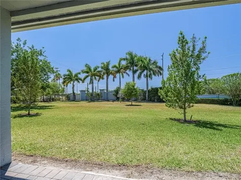 2529 Bella Vista Circle Vero Beach FL 32966