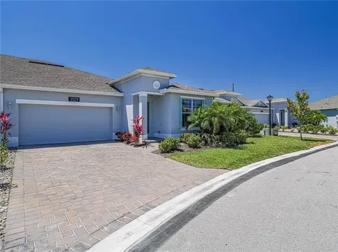 2529 Bella Vista Circle Vero Beach FL 32966