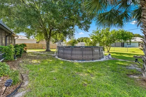 7003 Fort Walton Avenue Fort Pierce FL 34951