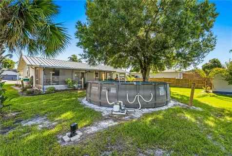 7003 Fort Walton Avenue Fort Pierce FL 34951