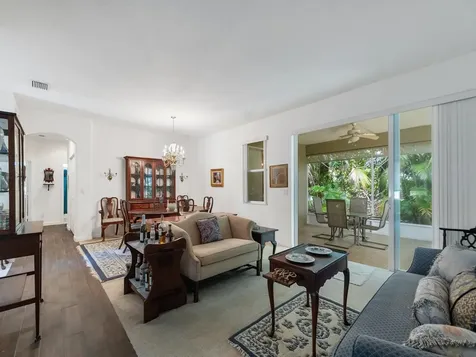 3830 Nags Head Place SW Vero Beach FL 32968