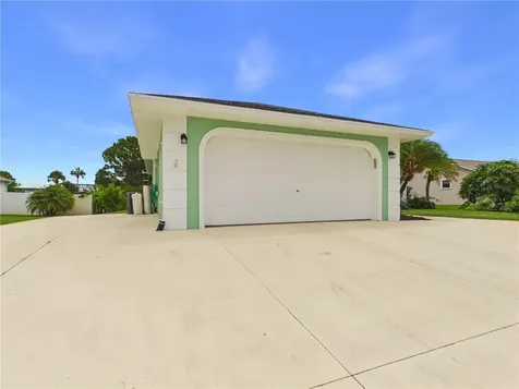865 George Street Sebastian FL 32958