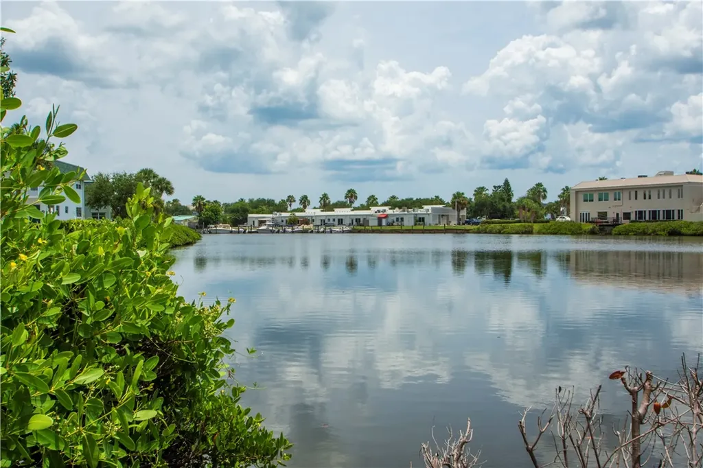 2800 Indian River Boulevard Vero Beach FL 32960