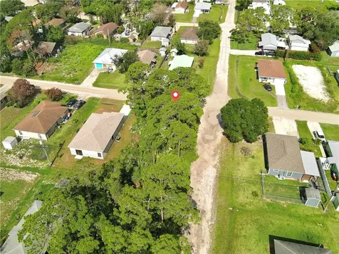 1200 12th Court SW Vero Beach FL 32962
