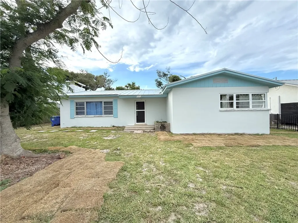 925 Tropic Drive Vero Beach FL 32963