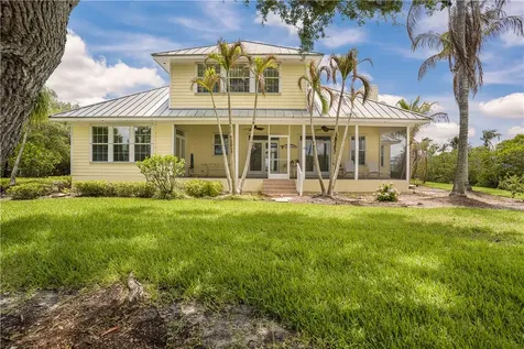 2165 7th Avenue SE Vero Beach FL 32962