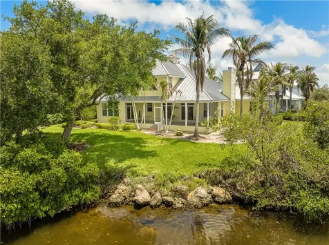2165 7th Avenue SE Vero Beach FL 32962