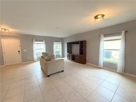 1269 Lexington Manor SW Vero Beach FL 32962