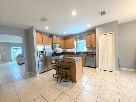 1269 Lexington Manor SW Vero Beach FL 32962