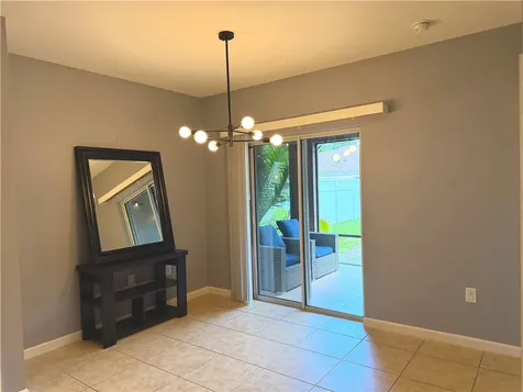 1269 Lexington Manor SW Vero Beach FL 32962