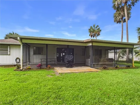 662 Vocelle Avenue Sebastian FL 32958