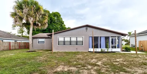 585 Ray Street Sebastian FL 32958