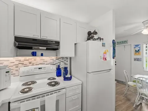 24 Pine Arbor Lane Vero Beach FL 32962