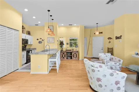 1335 Winding Oaks Circle E Vero Beach FL 32963