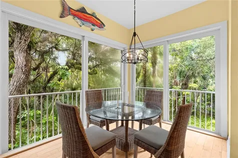 1335 Winding Oaks Circle E Vero Beach FL 32963