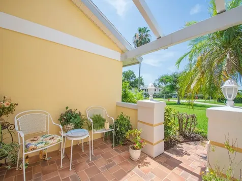370 N Grove Isle Circle Vero Beach FL 32962