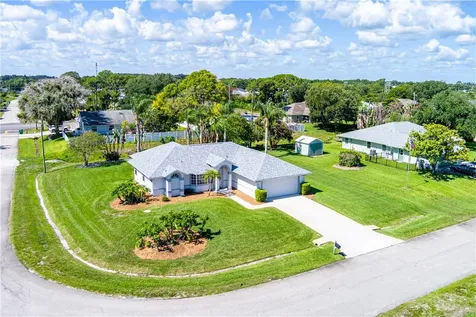 102 N Miller Drive N Sebastian FL 32958