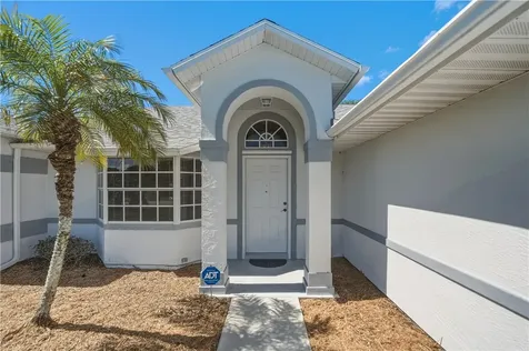 102 N Miller Drive N Sebastian FL 32958