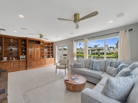 1914 Robalo Drive Vero Beach FL 32960