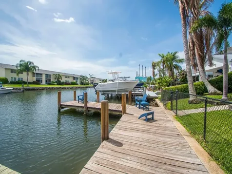 1914 Robalo Drive Vero Beach FL 32960