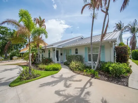 1914 Robalo Drive Vero Beach FL 32960
